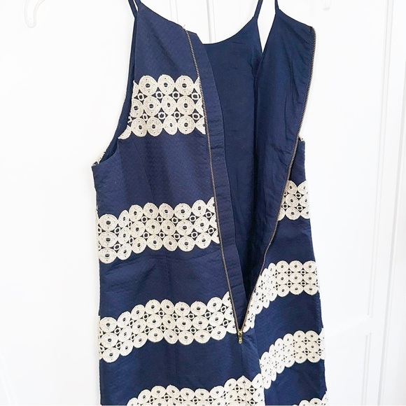 Lilly Pulitzer Annabelle True Navy/Metallic Gold Lace Stripe Shift Dress 4 - Picture 14 of 15